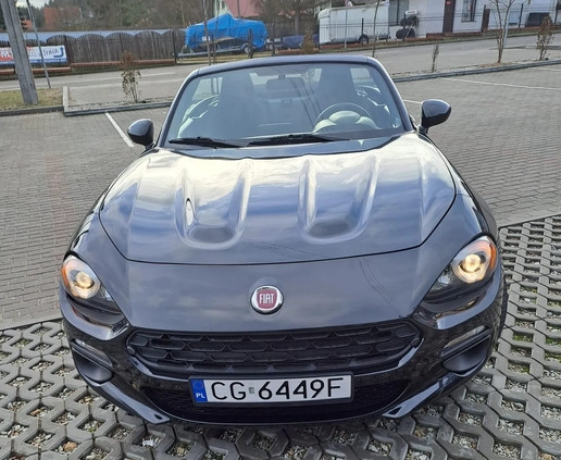 Fiat 124 Spider cena 59900 przebieg: 67000, rok produkcji 2017 z Grudziądz małe 211